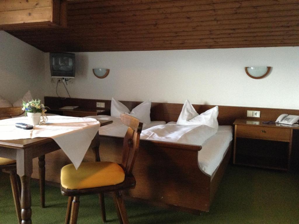 Hotel St. Hubertushof زيل أم سي الغرفة الصورة
